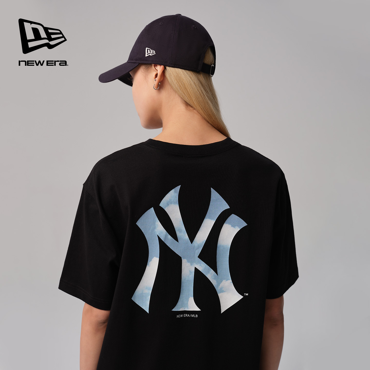 夏季短袖NewEra纽亦华简约