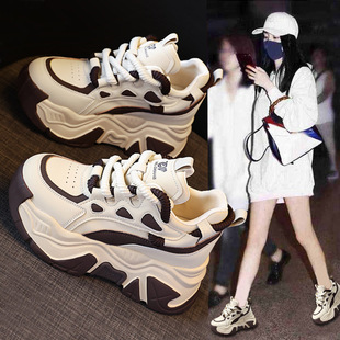 真皮厚底2024爆款小个子内增高女鞋新款8cm老爹秋冬超轻运动鞋子