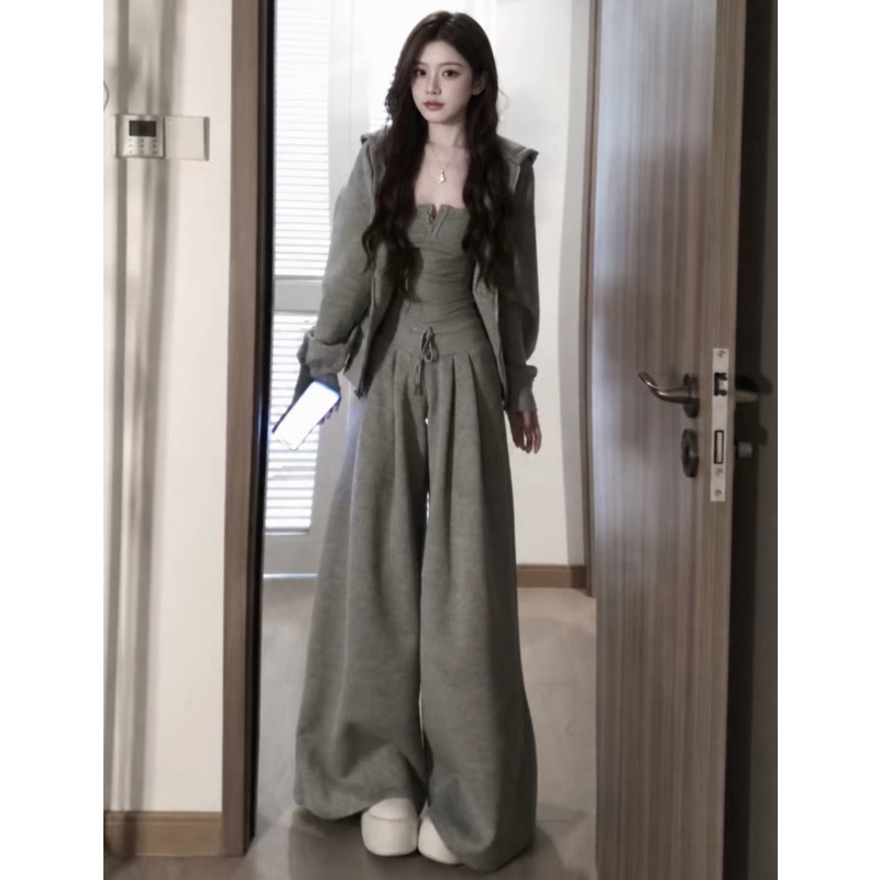 休闲松弛感三件套女秋季韩系宽松显瘦高级感穿搭阔腿裤运动套装潮