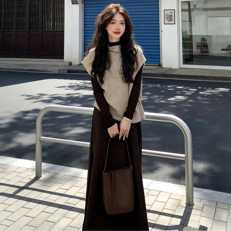 时髦美拉德穿搭休闲套装裙女春秋季韩系宽松显瘦高级感马甲三件套