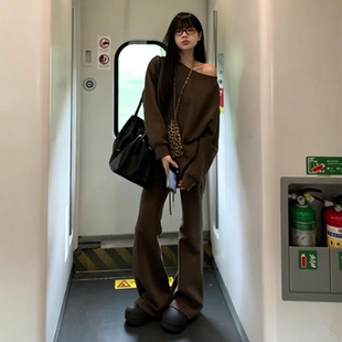 韩系美拉德穿搭运动套装女秋季宽松露肩卫衣高级感时尚休闲两件套