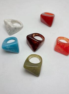 天然玛瑙金字塔混色宽版戒指配饰
