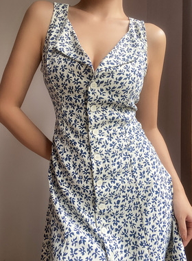 BERAN 独家定制复古性感V领翻领单排扣收腰修身系带碎花连衣裙女