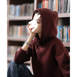 酒红色休闲时髦连帽卫衣女款2023新款爆款上衣欧货宽松运动外套冬