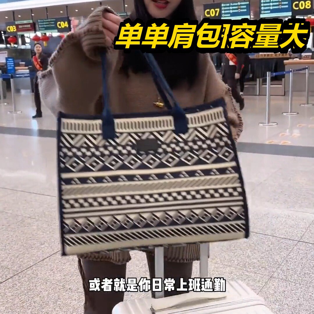 优质大容量帆布托特秋冬休闲通勤购物袋轻便单肩妈咪包女款爆2026
