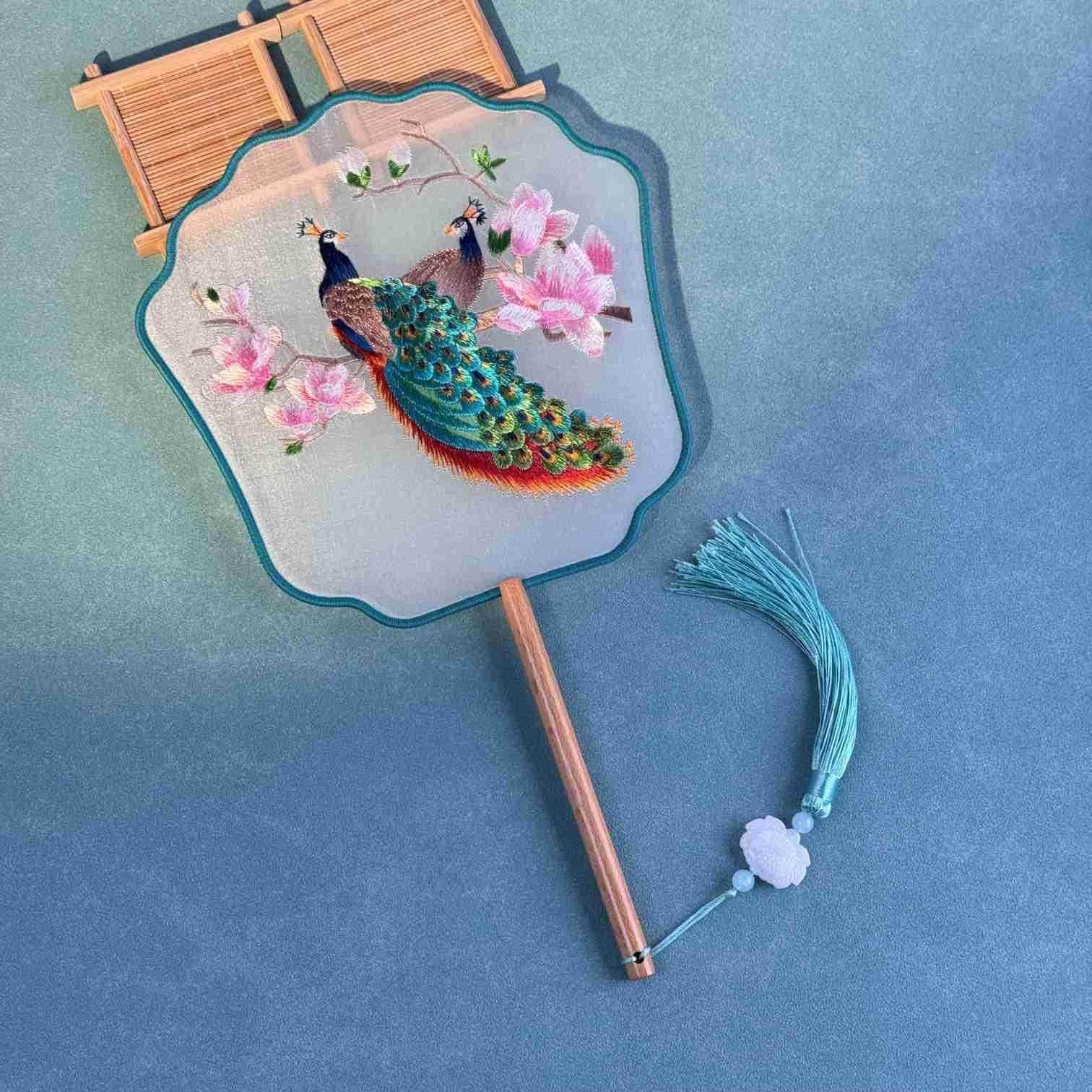 国风半透明团扇苏绣双面修绕丝