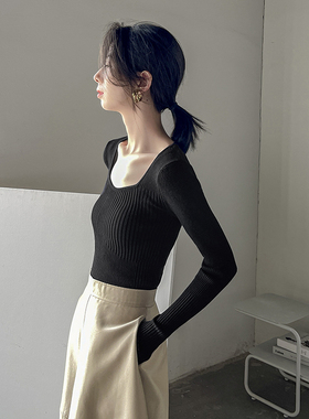 黑色针织衫女秋季修身短款打底套头显瘦方领露锁骨内搭纸片人上衣