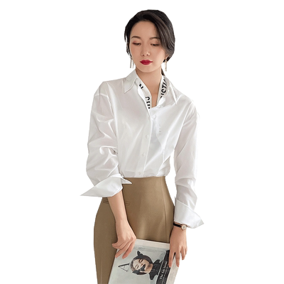 白色衬衫叠穿内搭气质通勤