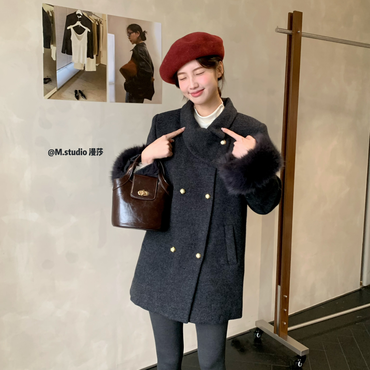 童心小众羽绒服(配腰带,可拆卸毛毛袖口)(含90白鸭绒)r t7960