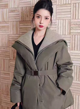 童心2025冬季新款收腰针织大翻领保暖羽绒服外套(配腰带)d1406