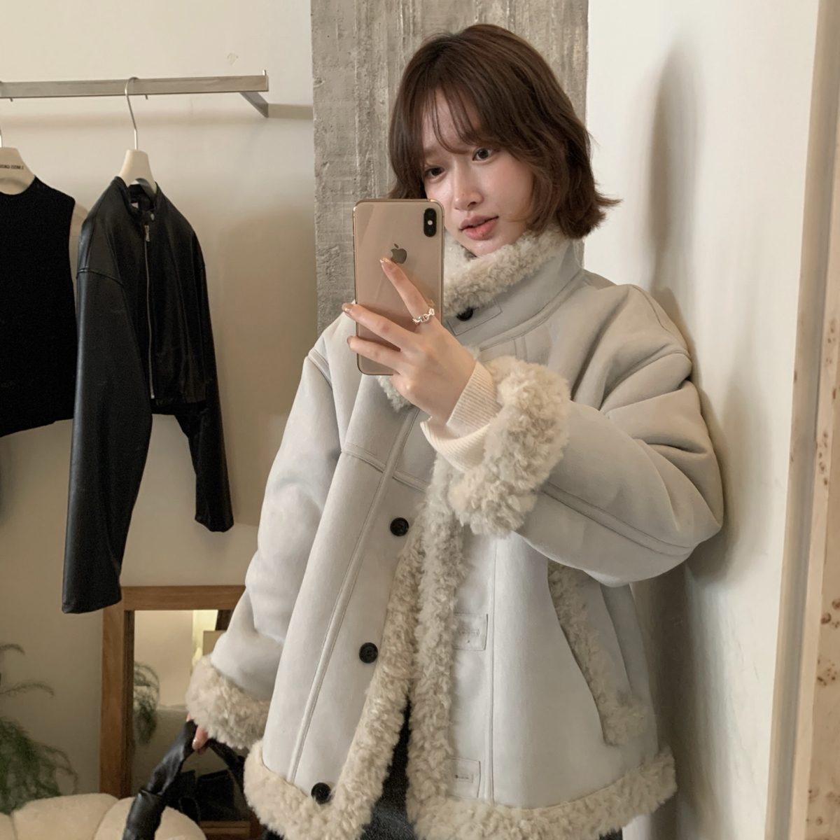 童心冬上新韩标高品质翻领质感保暖保暖皮毛一体外套H70881