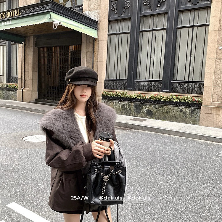 童心家毛保暖羽绒服外套(配可脱卸超大狐狸毛领)(贵气高奢)KMW1