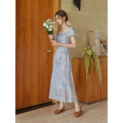 SimpleRetro小圆舞曲 法式绝美晕染方领连衣裙女泡泡袖显瘦长裙子