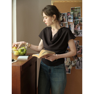 SimpleRetro设计感复古黑色荡领T恤女收腰显瘦短袖 上衣