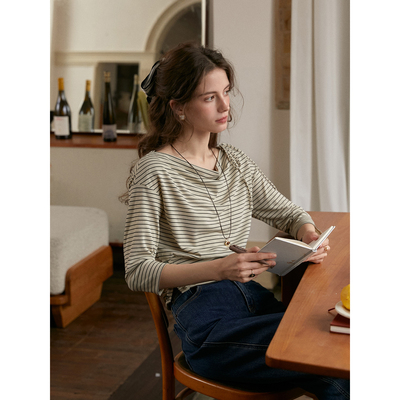 SimpleRetro巴黎左岸 设计感一字领条纹T恤女天丝收腰通勤上衣