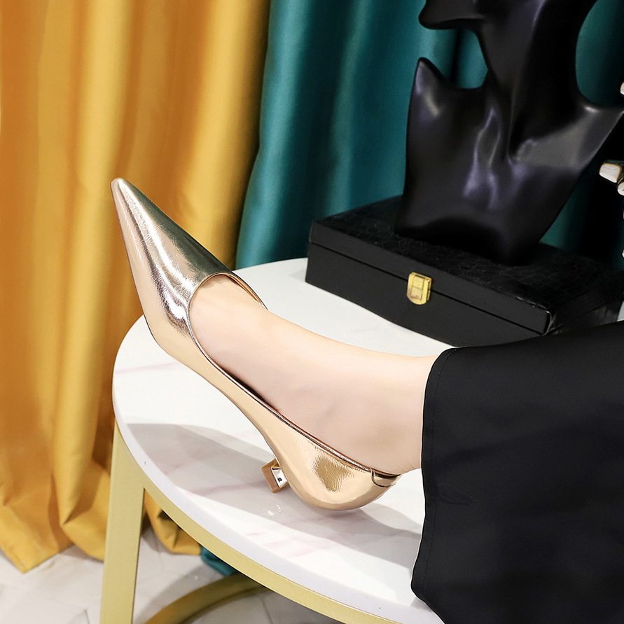 230-7欧美风复古时尚简约舒适低跟猫跟浅口尖头宴会女鞋春秋单鞋,女鞋,浅口单鞋,淘宝优惠券,粉丝福利购,淘宝优惠卷