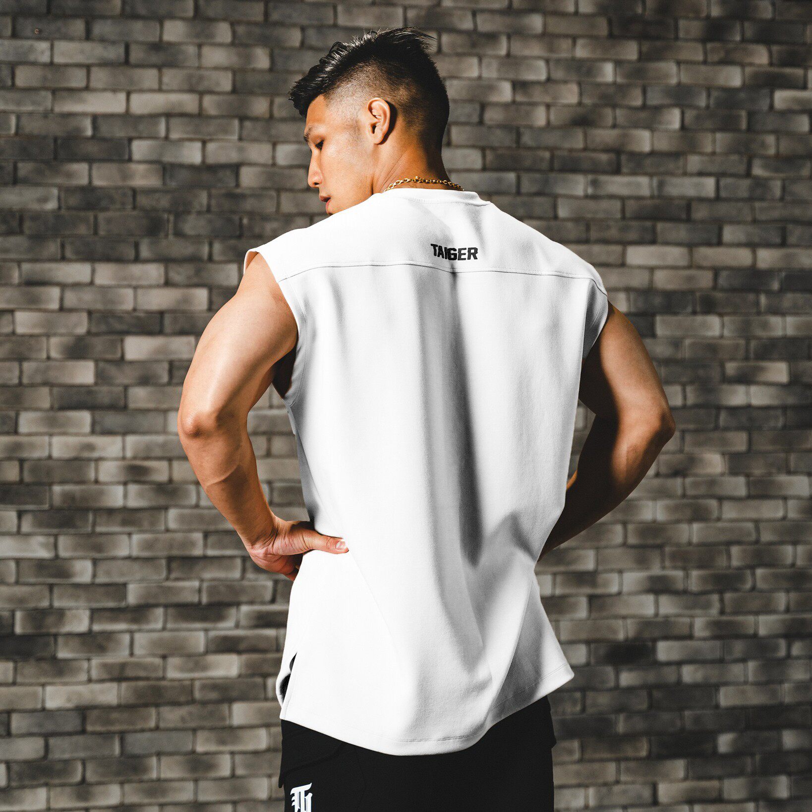 SUMMER SPORTS VESTS MENS LOOSE SHOULDER TOPS SLEEVELESS T-SHIRTS BREATHABLE CASUAL RUNNING TRAINING BASKETBALL GYM CLOTHES
