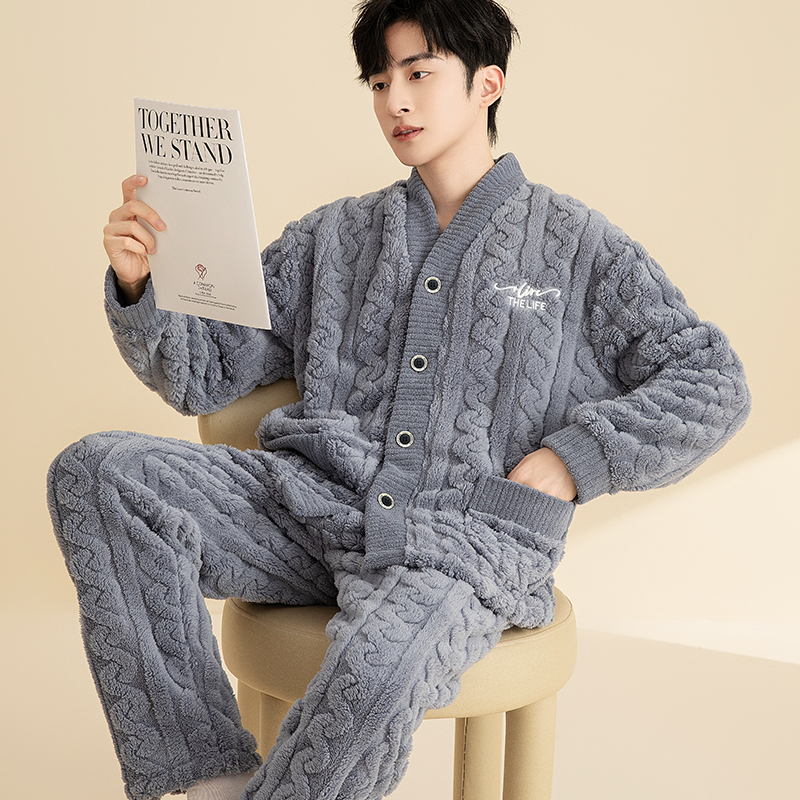 法兰绒冬季珊瑚绒睡衣家居服男