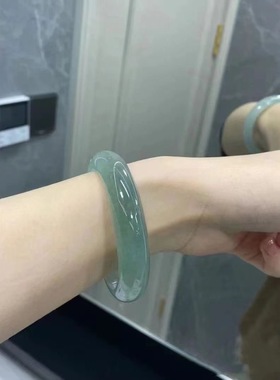 天然缅甸老坑冰种翡翠手镯飘蓝花晴水正圈清新翠绿款油青玉手镯