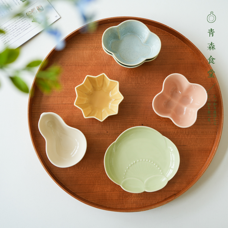 〈青森食堂〉日本制和风素色迷你花型调味蘸碟豆皿陶瓷小钵首饰托