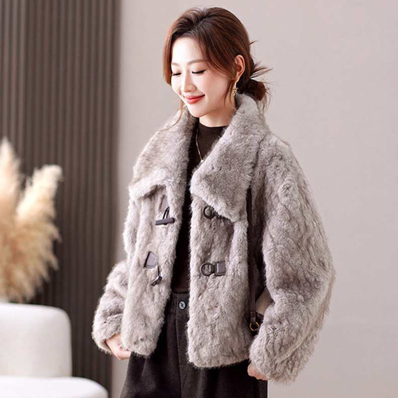 KEAISHI香港轻奢女装春季新款气质优雅显瘦皮草高端品牌奢华外套