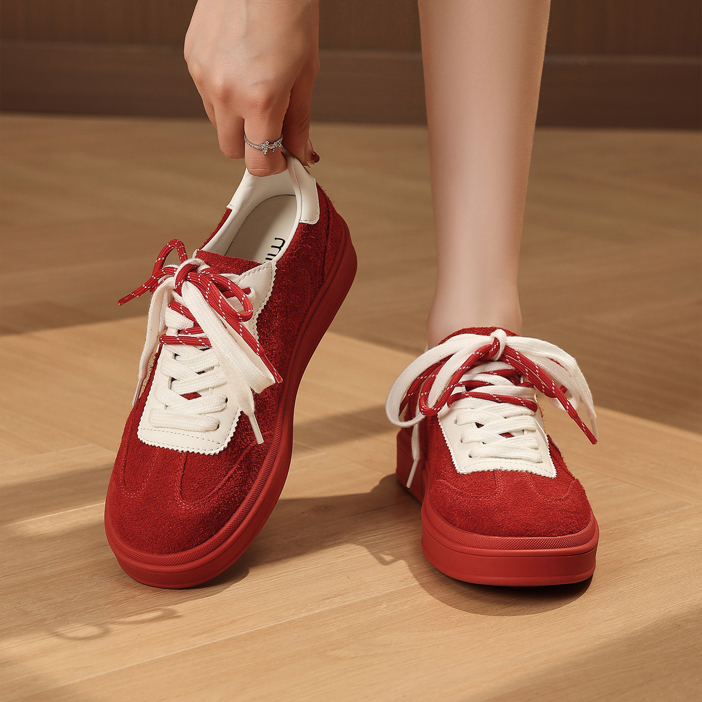 MILLIE'S/妙丽厚底板鞋女2026夏季新款运动百搭休闲红色德训鞋