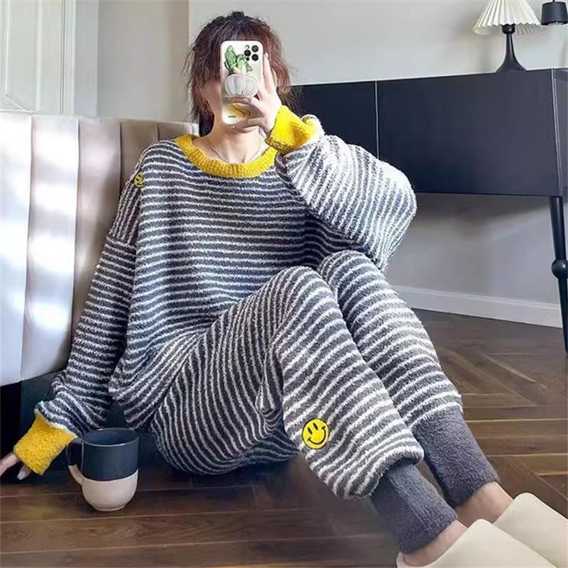珊瑚绒软绵绵睡衣女冬季可外穿加绒加厚半边绒保暖条纹居家服套装