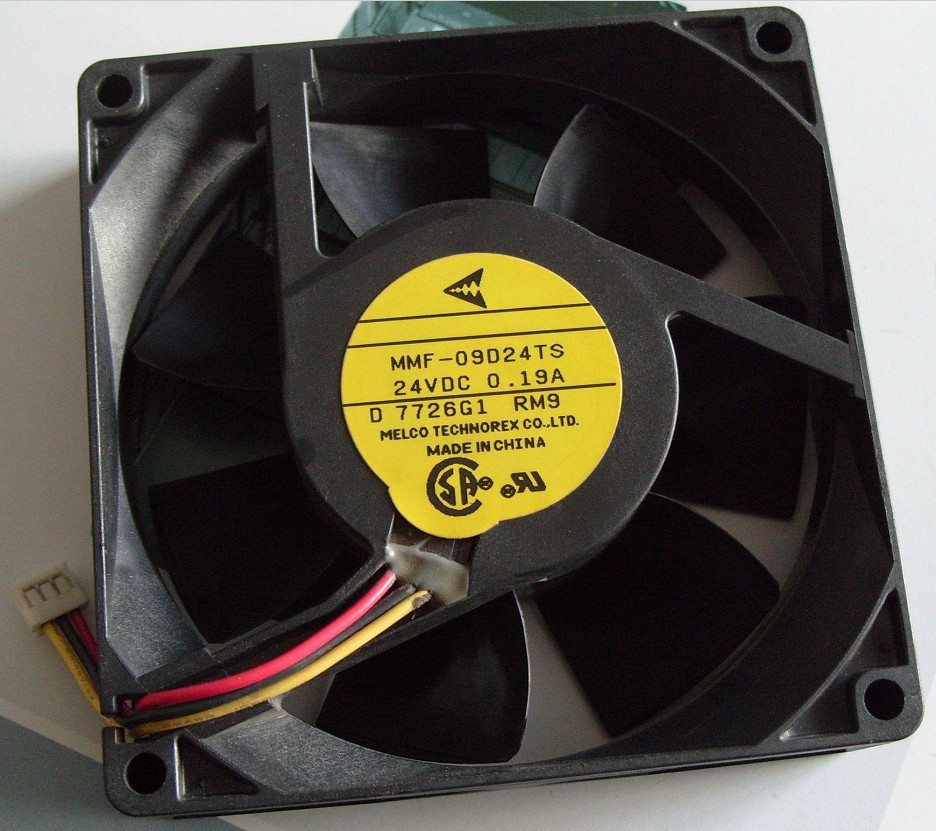 MMF-09D24TS-RM9 24V 0.19A 全新原装三菱 90*90*25MM 变频器风扇