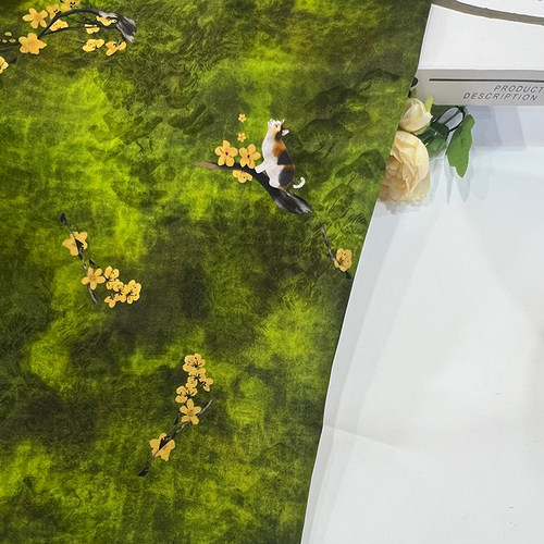复古撞色狸猫梅花全人丝香云纱印花面料  女装裙装旗袍上衣印花布