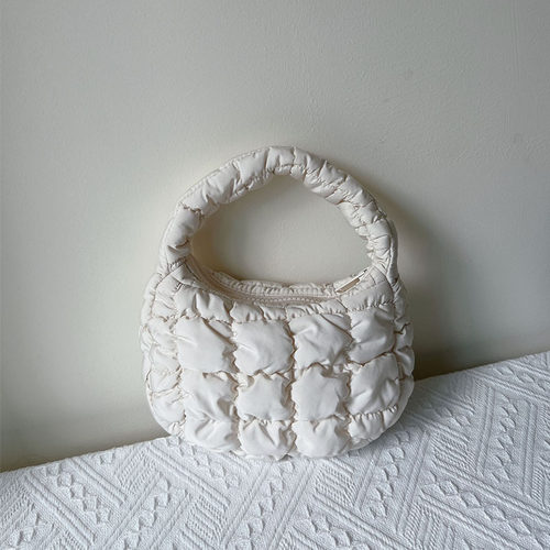 micro褶皱迷你云朵包女手提包