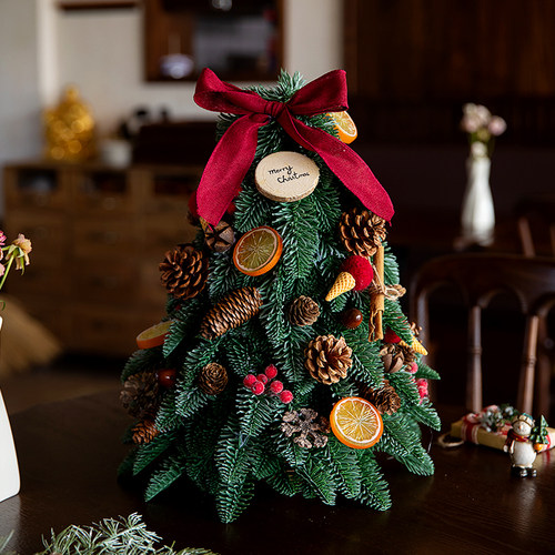 圣诞装饰诺贝松小圣诞树礼物道具