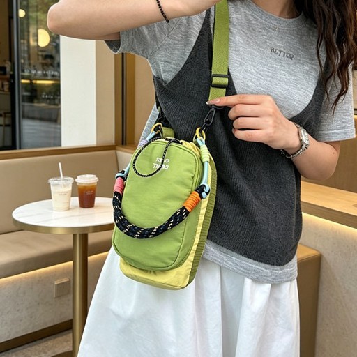 韩系撞色织带随身小挎包多色高颜值迷你手机包简约休闲女款斜挎包