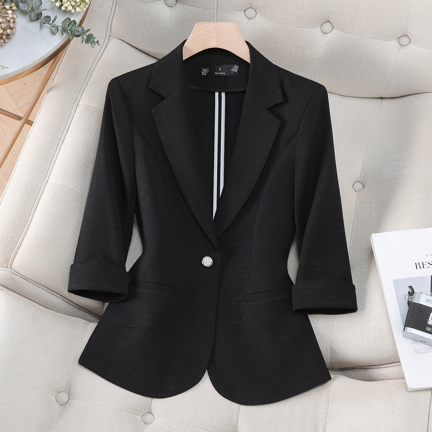 黑色亮丝七分袖小西装外套女春夏薄款修身显瘦休闲通勤气质西服