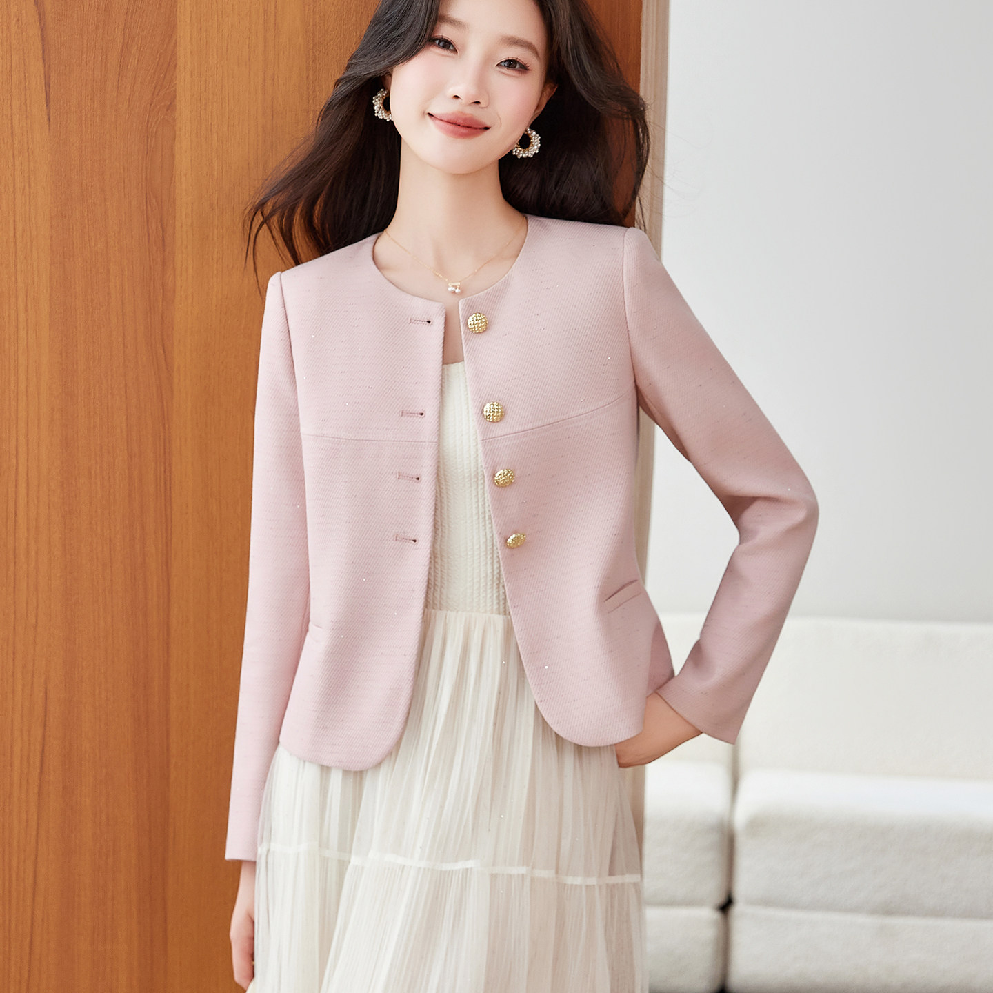 粉色亮丝名媛小香风短外套女