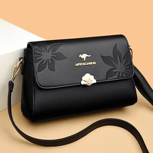 品牌真皮压花小方包女2025新款斜挎包气质中老年妈妈包软皮单肩包