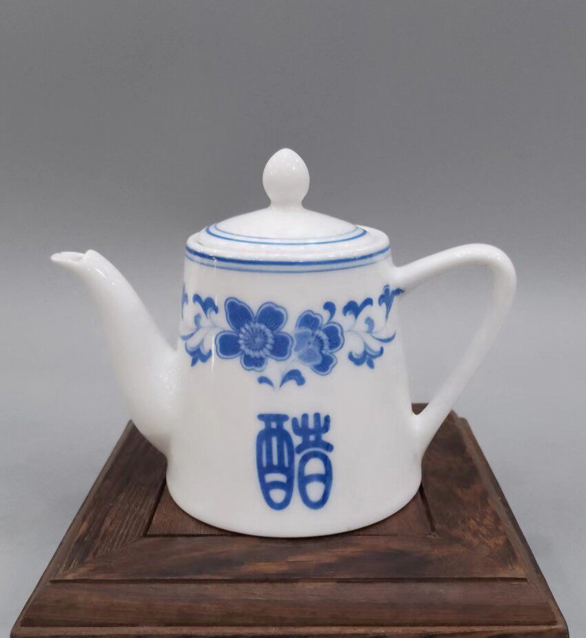 醴陵老瓷器群力瓷厂90年代生产蓝海棠醋壶.原装原厂一级正品