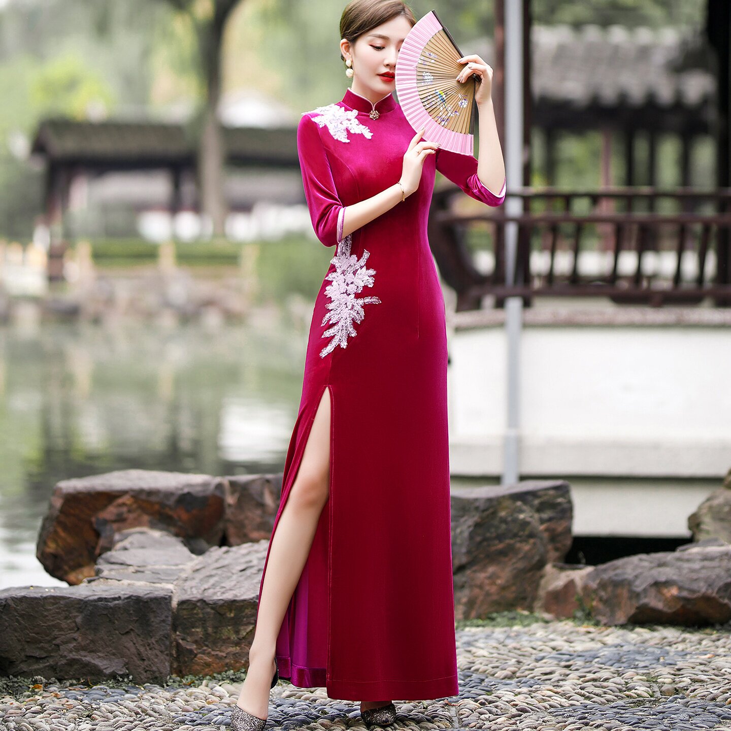 2026新款金丝绒连衣裙秋装女妈妈中国风改良版旗袍冬款加厚冬裙高