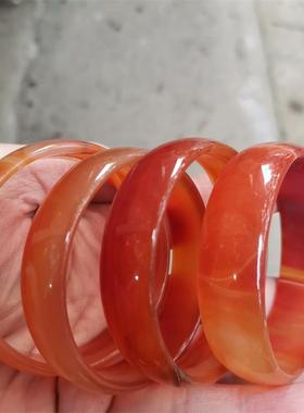 薄款女性玛瑙宽版玉手镯