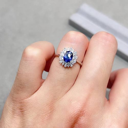 瑞耀珠宝天然皇家蓝戒指1.35ctS925银明艳镶金高档通勤设计送佳人