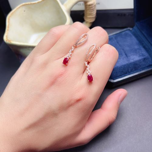 红宝石耳扣925银天然鸽血红