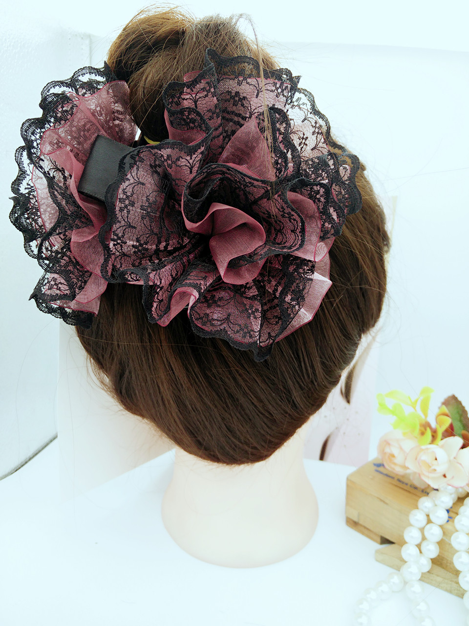 Accessoire coiffure en dentelle - Ref 1201167 Image 1