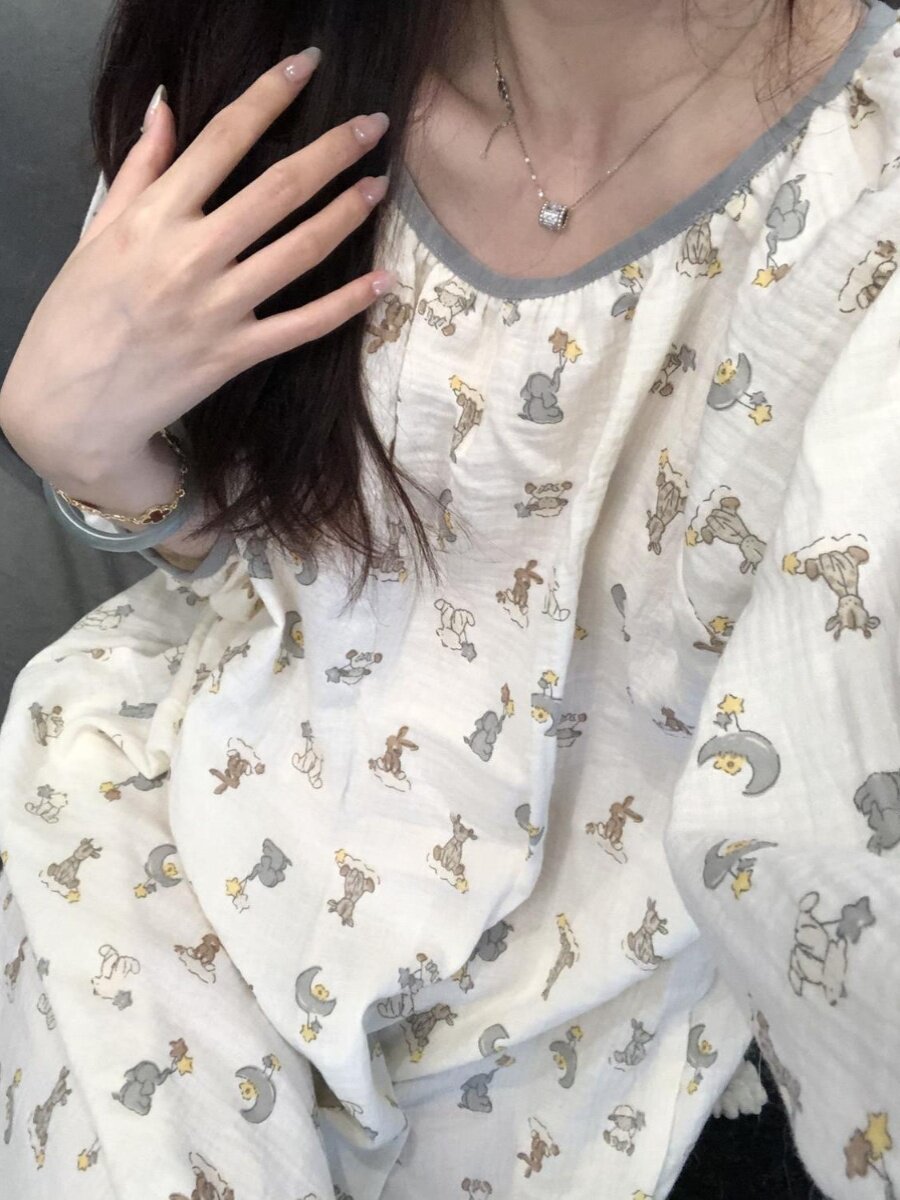 여성 잠옷 봄과 여름 새로운 스타일의 하이 엔드 스위트 홈 의류 인터넷 연예인 잠옷 소녀 귀여운 토끼 프린트 핫 스타일 잠옷