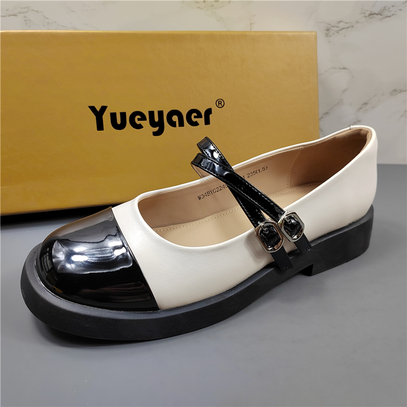 月芽儿正品真皮平底浅口玛丽珍鞋