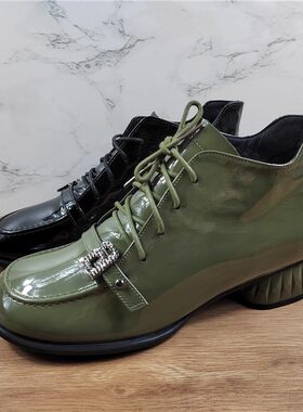 商场同款真皮粗跟系带加绒时装靴