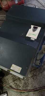 施耐德变频器atv71hd75n4z拆机75千瓦，质量保证。