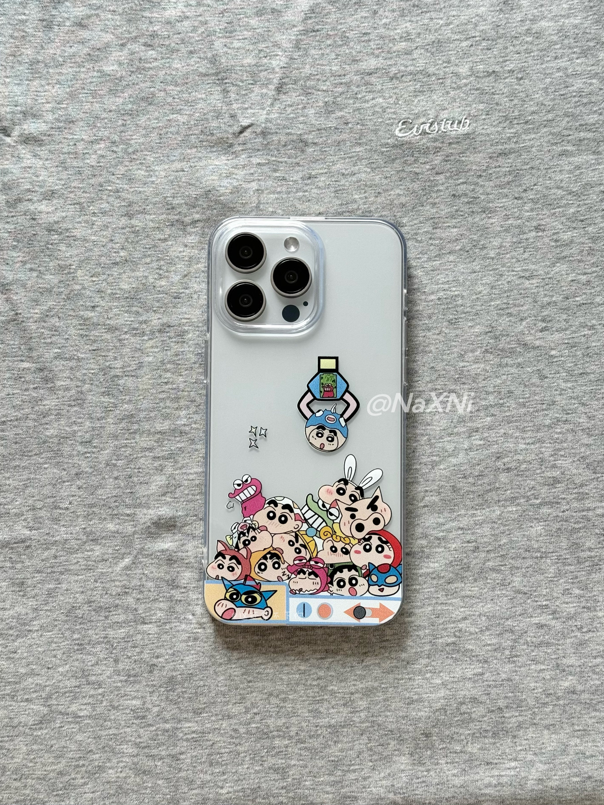 可爱蜡笔小新抓娃娃机适用于iPhone16ProMax手机壳苹果15Pro透明13大孔11/x保护套卡通14大孔全包硅胶软壳