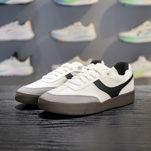 李宁正品2025秋季男子薄底复古舒适柔软休闲滑板专业鞋AEPV081-1