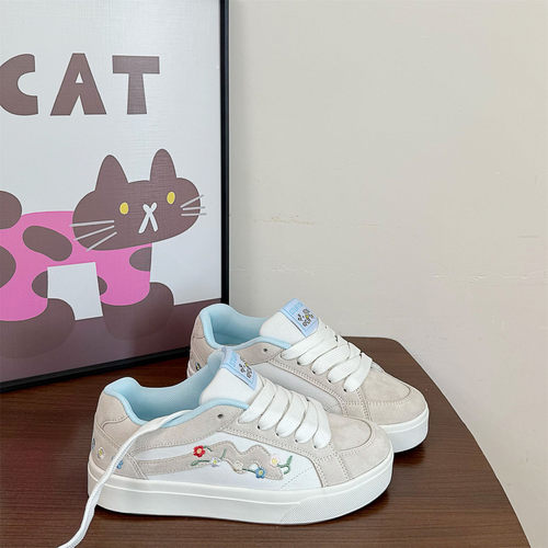 韩版小众甜美小花板鞋ins潮2026夏季新款超火爆款百搭运动休闲鞋