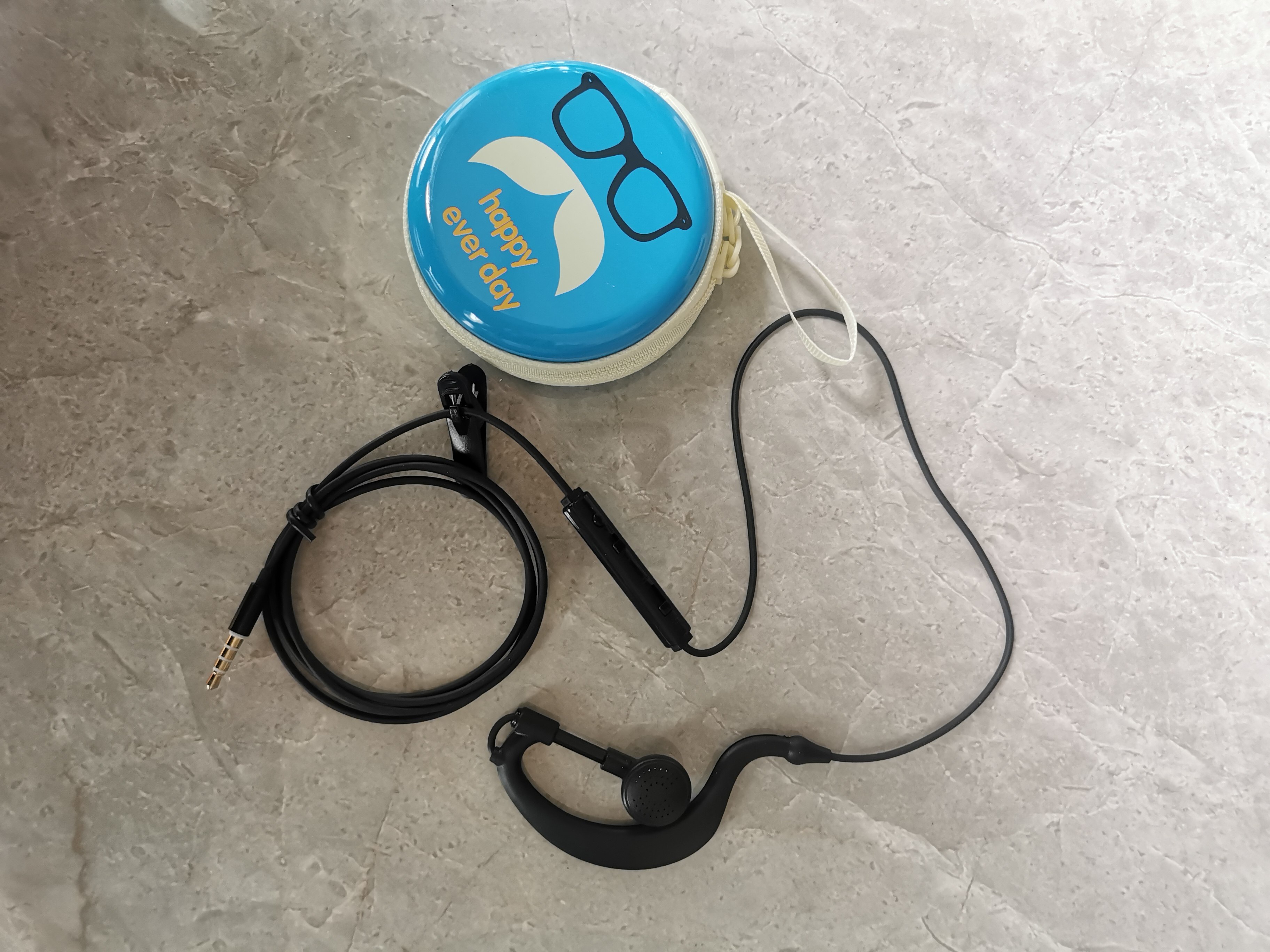 单边耳机入耳式手机通用线控骑行驾驶跑步单耳有线通话耳挂式耳麦