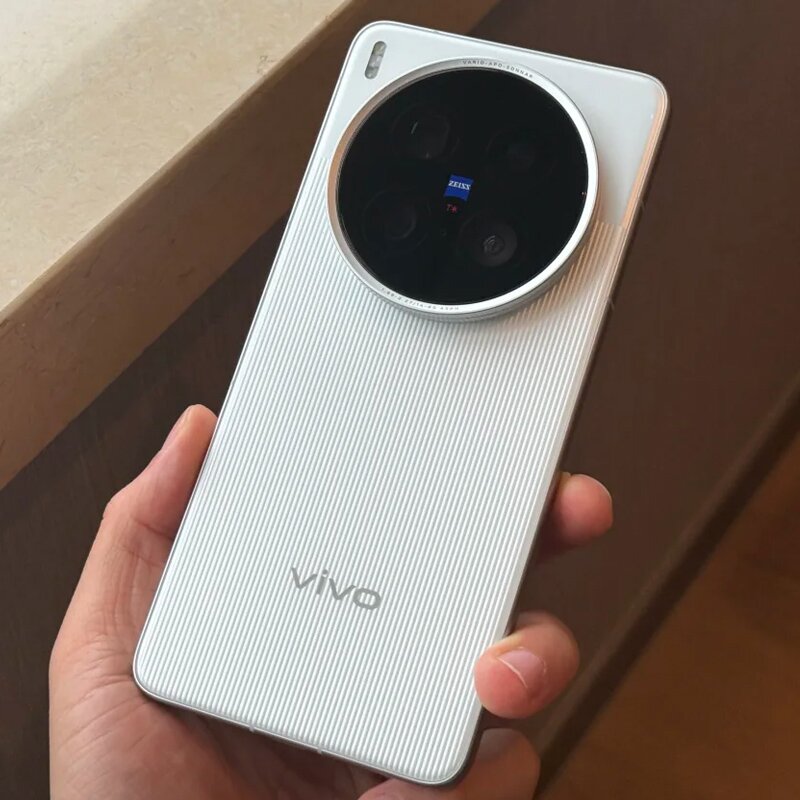 【618超值购】vivo X200 Ultra蔡司骁龙8至尊版拍照学生智能手机